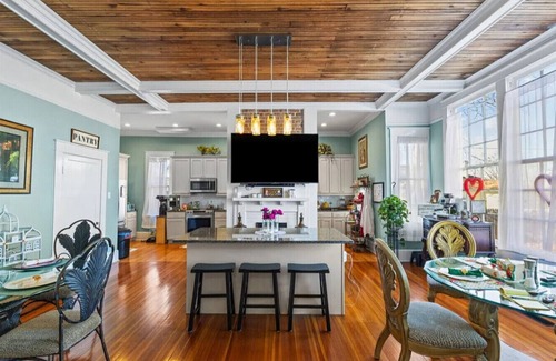 Anderson House | Events Space! 4 Suites, Private Yard, Huge Workspace