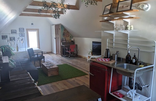 Wolfville Apartment | Everglades Suite (Downtown Wolfville)