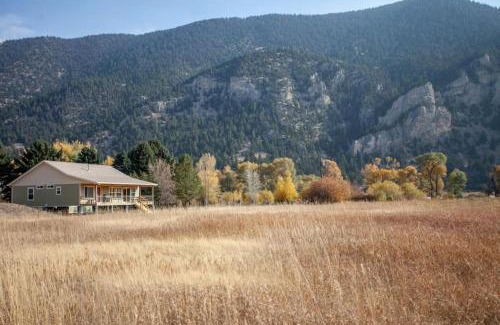 Livingston House | Evergreen