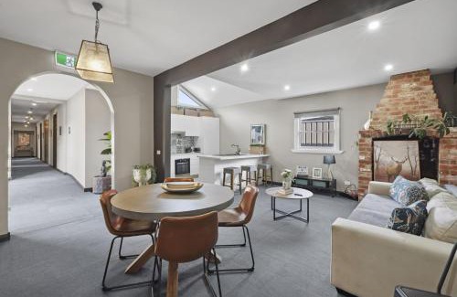 Belmont Hotel | Evies Cottage i Belmont Suites I regionalXscapes