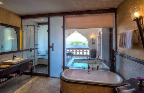 Kamalapur Hotel | Evolve Back, Hampi