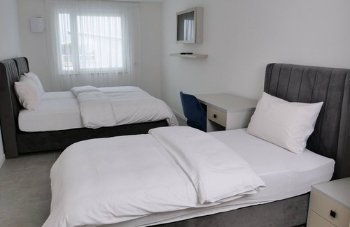 Oferdingen Hotel | Evsenn Hotel