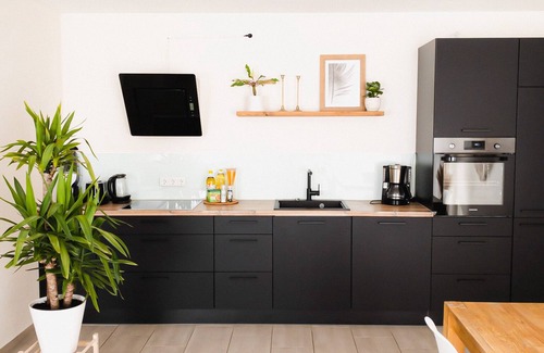 Detmold-Nord Apartment | ✰Exclusive✰ 72sqm apartment in the heart of Detmold, terrace, parking lot