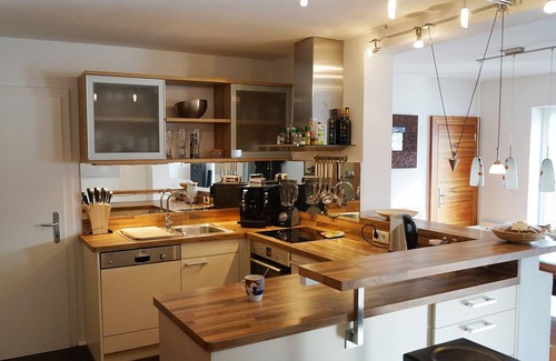 Annenheim Apartment | Exclusive apartment on the shores of Lake Ossiach - with lake access