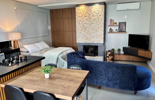 Carniel House | Exclusive Loft with Jacuzzi and Fireplace