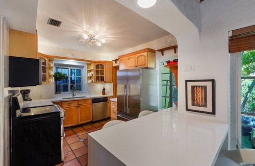 Northeast Miami House | Exclusive Mediterranean Villa & Wellness Retreat in Ideal Location