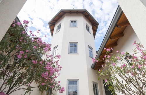 Sandhausen Apartment | Exclusive vacation apartment 200 sqm - Only 10 minutes to Heidelberg city center