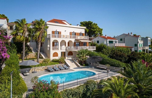 Okrug Donji Villa | Exclusive Villa Paradise heated pool, near sea jacuzzi sauna gym family sea view