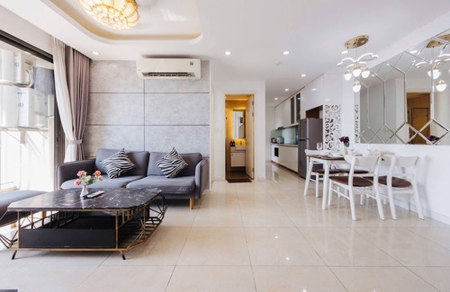 Thanh Xuan Apartment | Executive 2BR Apartment | Vinhomes D’Capitale, Tran Duy Hung