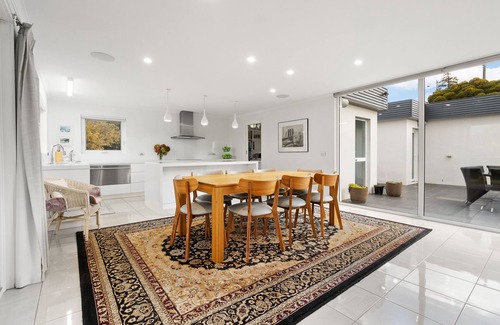 Riverside House | Executive Home, Stunning Location, Launceston