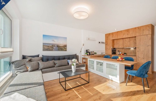 Zirchow Apartment | "exklusives 61m² Apartment mit Haff-blick Ruhige Lage Balkon & Wlan Stellp