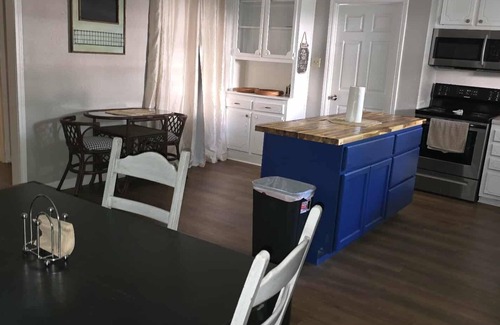 Liberty House | Experience Modern Comfort in Liberty Tx!