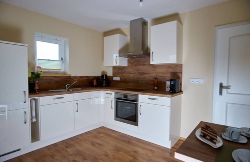 Bad Kohlgrub Apartment | 🏞Experience the mountains at your fingertips, at ground level with your own terrace, quiet