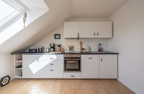 Schausende Apartment | "Experience Unforgettable Relaxation at Our Beachside Retreat!"