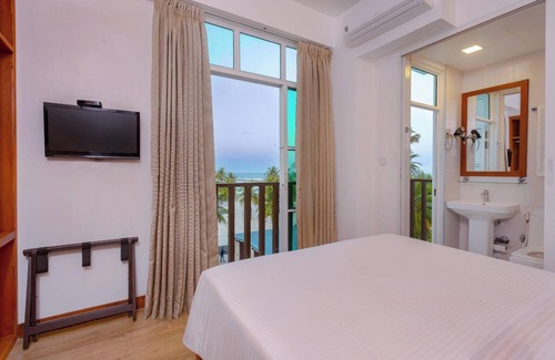 Hulhumale House | Express Inn
