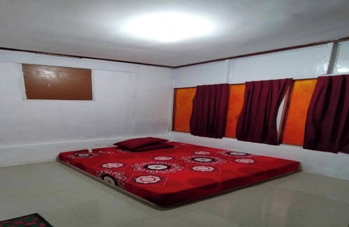 Painan Hotel | EXPRESS O 91702 Mandeh Homestay Syariah Near Bank Nagari PT Bank Pembangunan Daerah (BPD) Sumbar Cabang Painan