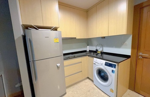 Thung Maha Mek Condo | Exquisite Entire Condo in Prime Location Lumpini Park, CentralWorld