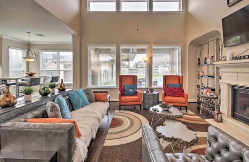 Katy House | Exquisite Katy Retreat w/ Yard + Theater Room!