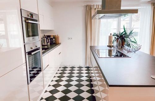 Enns Apartment | Exquisites Übernachten in der ältesten Stadt Österreichs