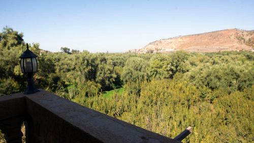 Azrou Melloul Hotel | Extrait d'atlas