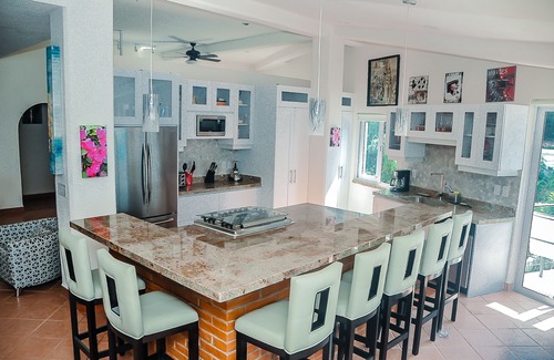 Amapas Condo | EXTRAORDINARY, 3 BR PENTHOUSE, OCEAN FRONT , Largest in PV