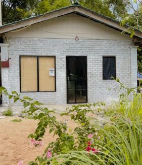 Kampung Ru Muda House | Eyka Studio Roomstay