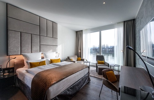 Metternich Hotel | Fährhaus