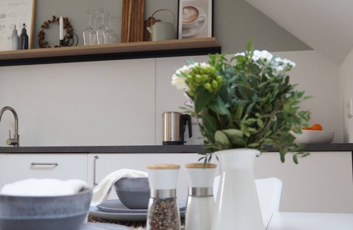 Serach Apartment | F&E | cozy & central accommodation