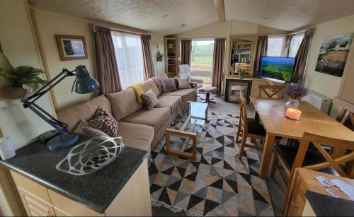 Girvan Apartment | FAB Caravan Holiday Home