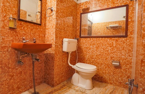 Kanpur Hotel | Fabexpress Kanha Classic