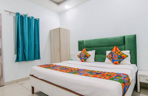 Manimajra Hotel | Fabexpress Nisad Raj