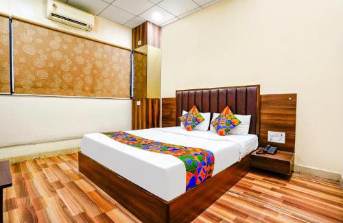 Surat Hotel | FabHotel Gokuldham