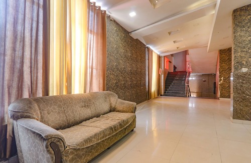 Kalyanpur Hotel | Fabhotel Gold Galaxy