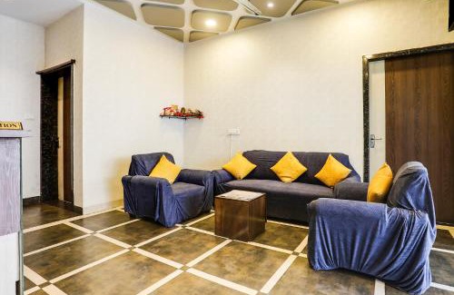 Raipur Hotel | FabHotel Johar Inn