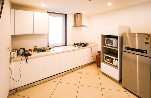 Malviya Nagar Hotel | Fabhotel La Paz Stay B&B