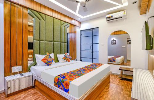 Vadodara Hotel | FabHotel Max