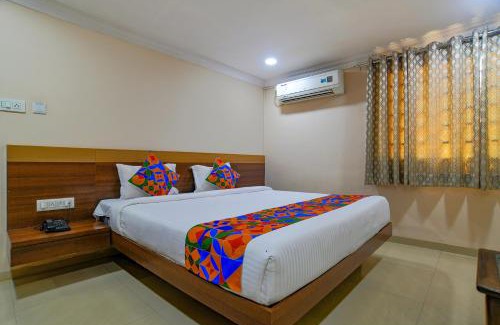 Indore Hotel | FabHotel Pishori