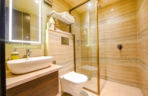 Janakpuri Hotel | FabHotel Prime Elite Janakpuri