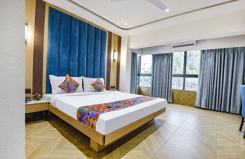 Vasco da Gama Hotel | FabHotel Prime Supreme