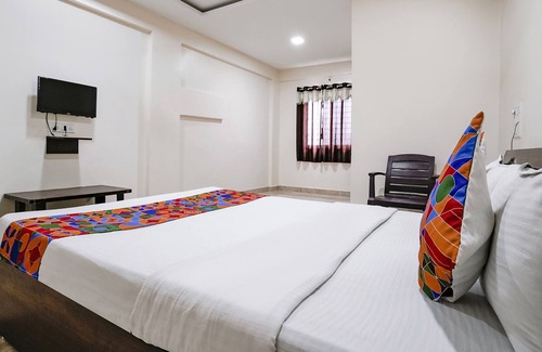 Pune Hotel | Fabhotel Rahul Executive