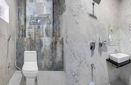 Khammam Hotel | Fabhotel Sky Land