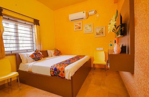 Madipakkam Hotel | FabHotel Vijaylakshmi Stay Inn - Nr Chennai International Airport