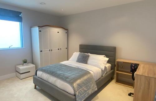 Queenstown Apartment | Fabulous 2 Bed Maisonette Battersea