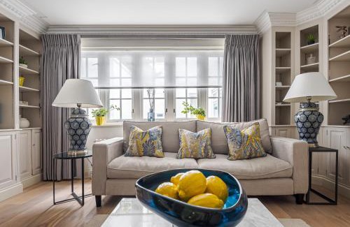 Knightsbridge Apartment | Fabulous 4Bd Mews House in the heart of Belgravia - RARE FIND