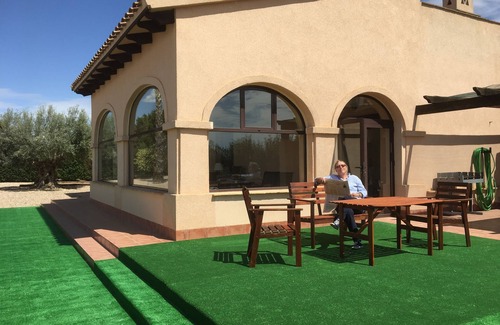 Hacienda del Alamo Villa | Fabulous Frontline Villa with Pool on 13th Tee