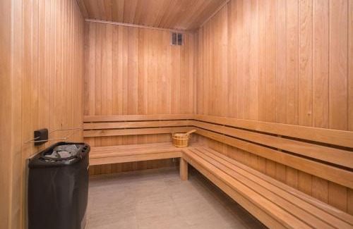 Hadnall House | Fabulous Retreat sleeps 14 with Pool and Sauna Pass the Keys