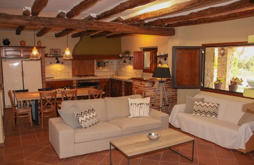 Llampaies Cottage | Fabulous traditional house in Costa Brava. Pool a/c and free wifi