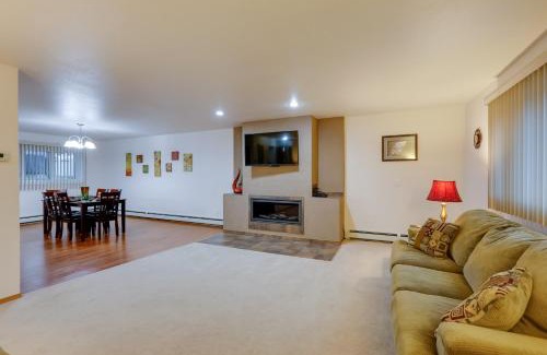 College House | Fairbanks Alaskan Abode about 1 Mile to Pioneer Park!