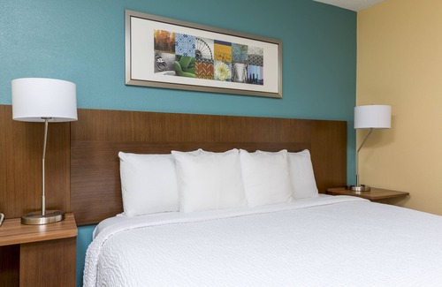 Lee's Summit Hotel | Fairfield Inn & Suites Kansas City Lee's Summit