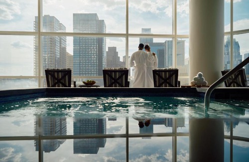 Waller Creek District Hotel | Fairmont Austin Gold Experience